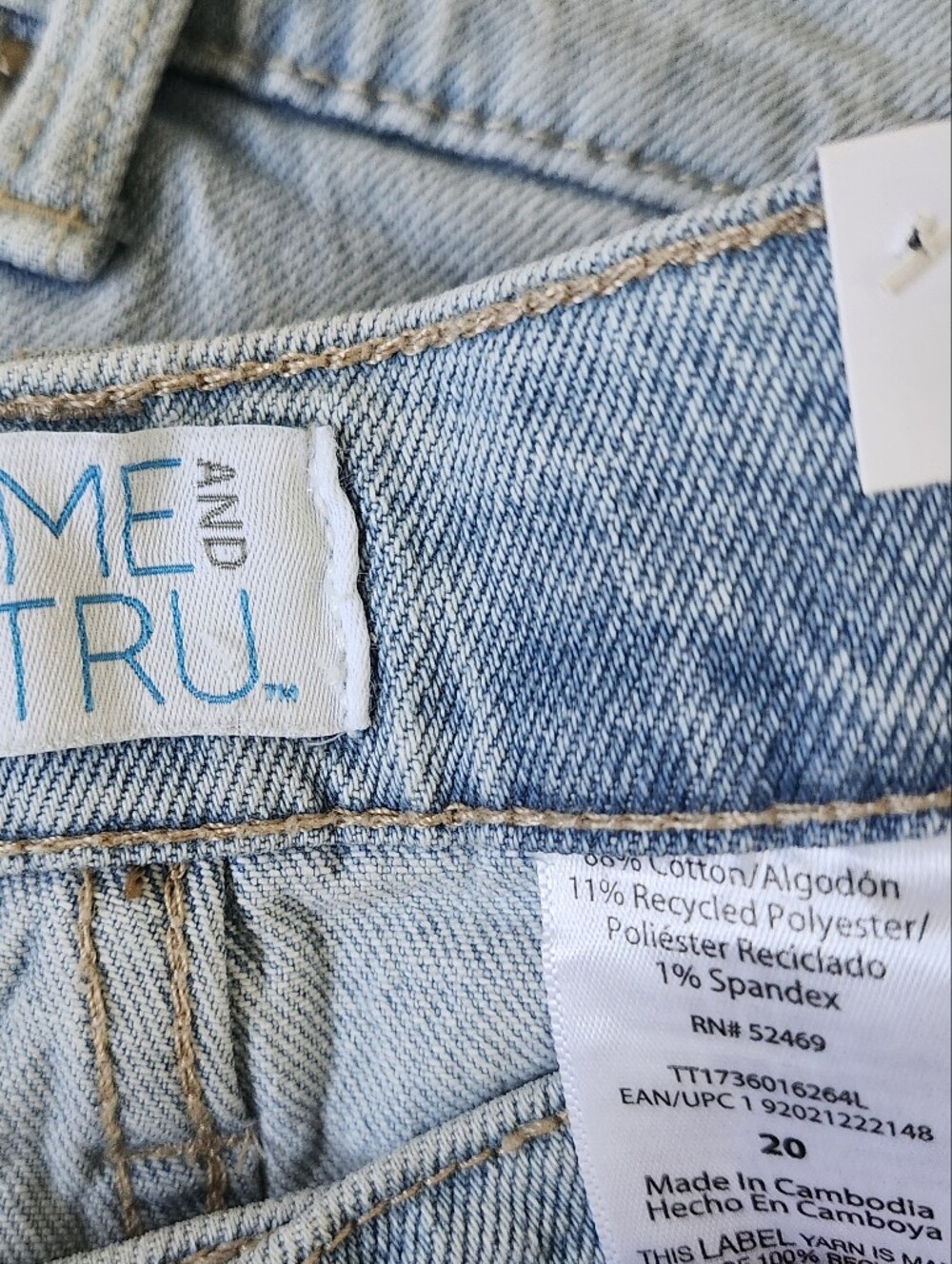 Light Wash High Rise Barrel Jeans - Picture 13 of 13